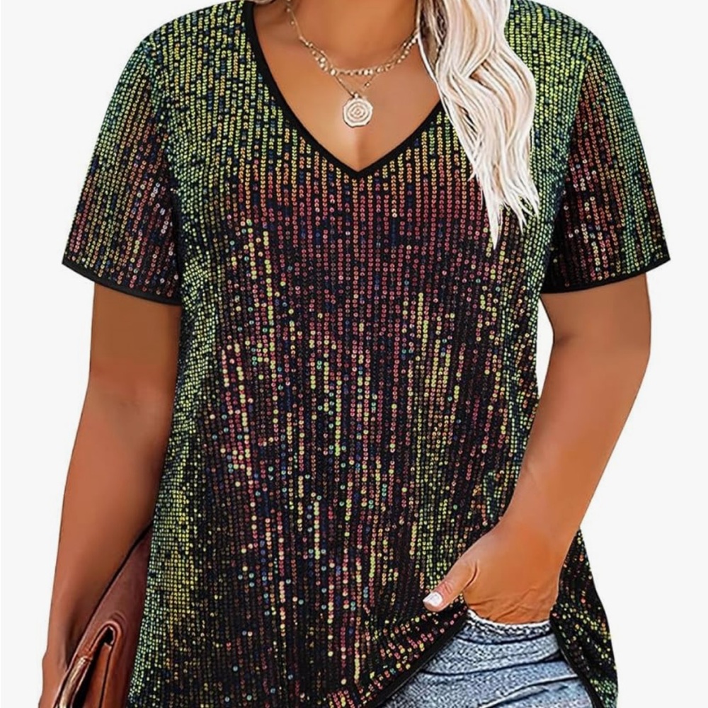 Green and Black Sequin Short Sleeve T-Shirt